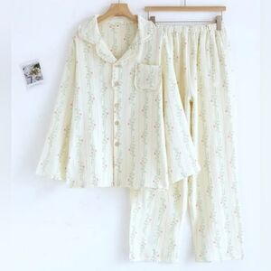 NWT 100% Muslin Cotton Handmade Pajamas - M